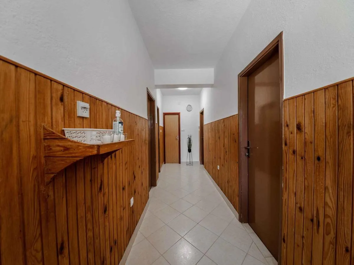 Apartments In Seline - Paklenica Riviera 41711