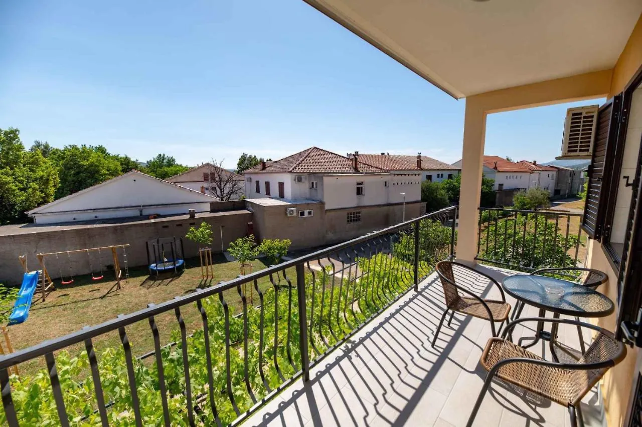 Apartments In Seline - Paklenica Riviera 41711